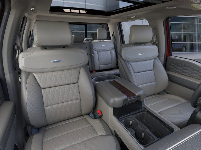 2025 Ford Super Duty F-450® Platinum®