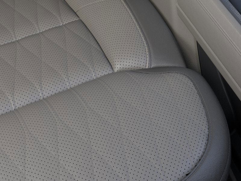 2025 Ford Super Duty F-450® Platinum®