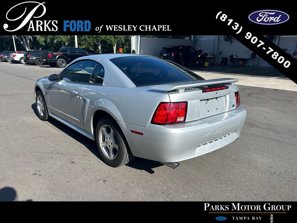 2003 Ford Mustang V6