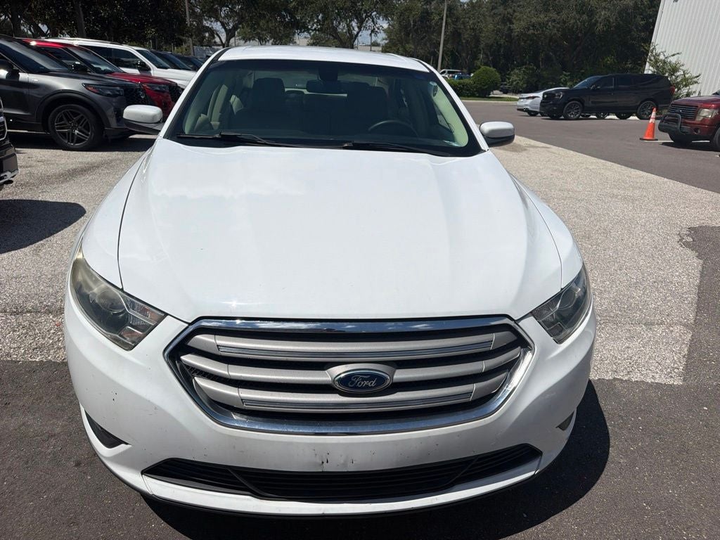 2015 Ford Taurus