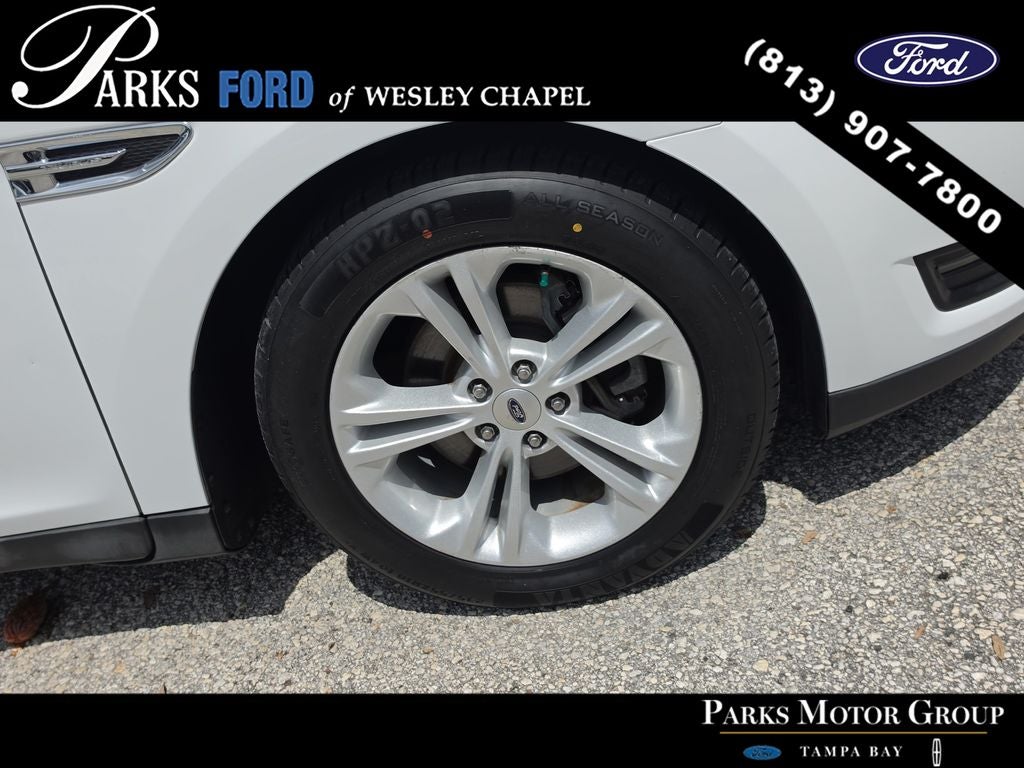2015 Ford Taurus SEL