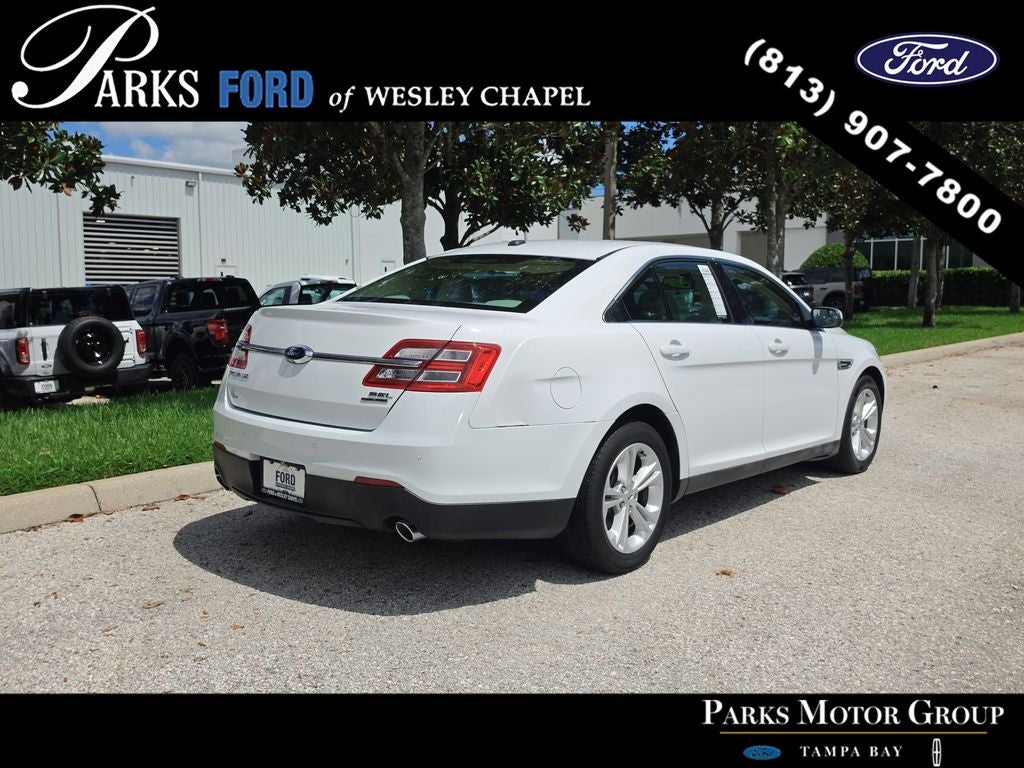 2015 Ford Taurus SEL