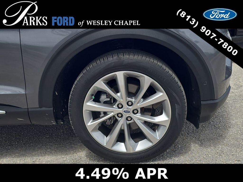 2021 Ford Explorer Platinum