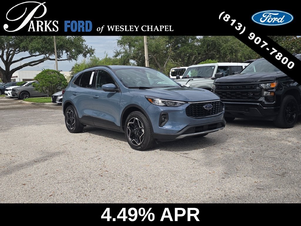 2026 Ford Escape Hybrid Platinum