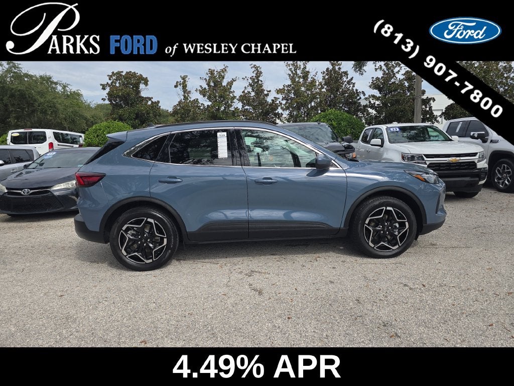 2026 Ford Escape Hybrid Platinum