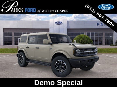 2026 Ford Bronco Outer Banks
