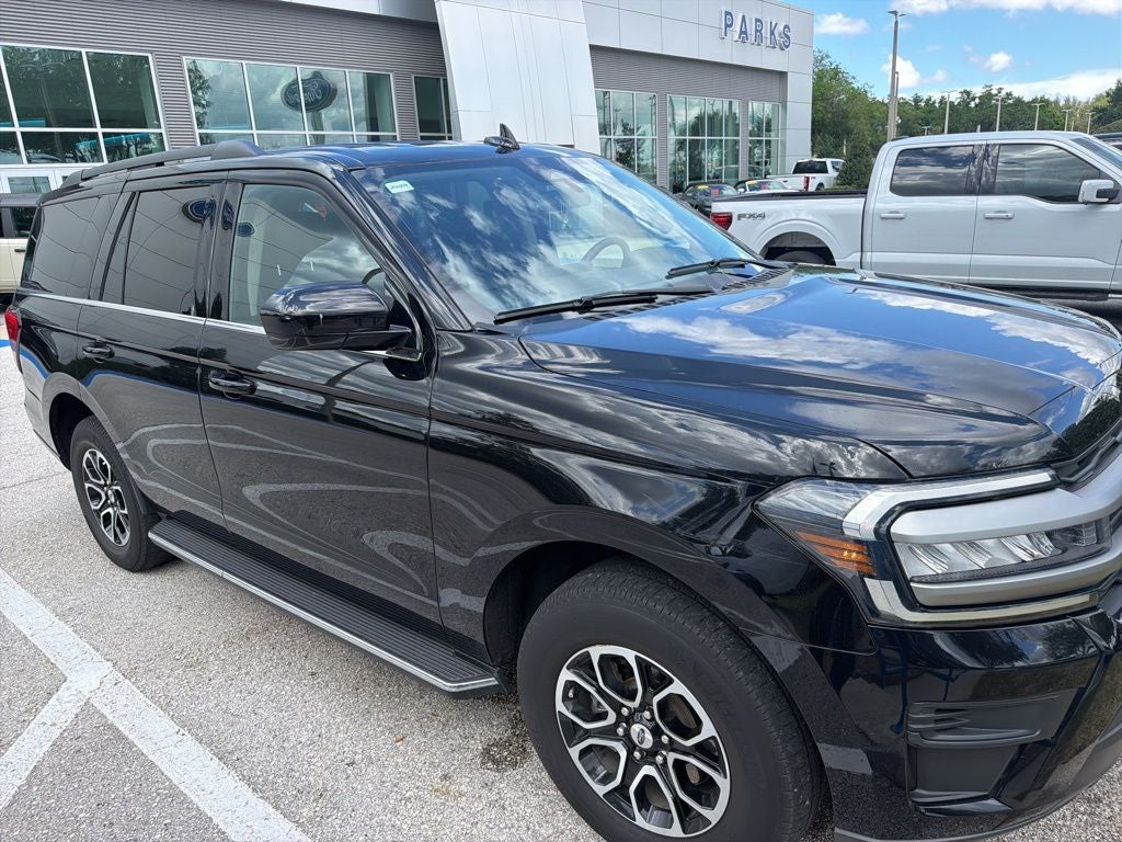 2023 Ford Expedition XLT