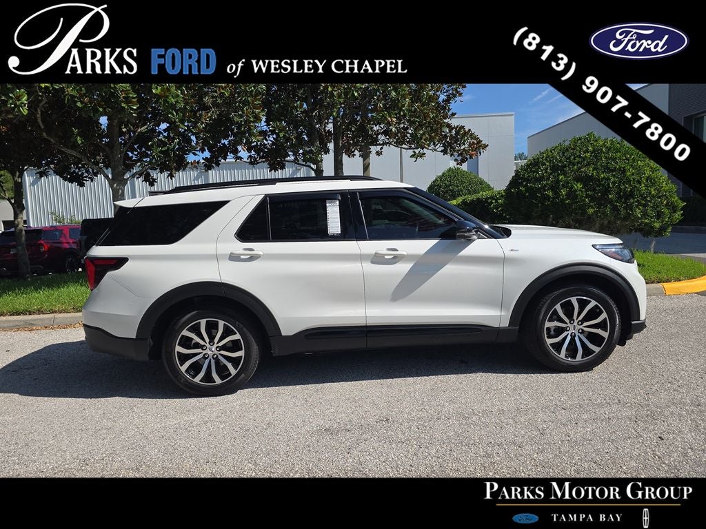 2025 Ford Explorer ST-Line