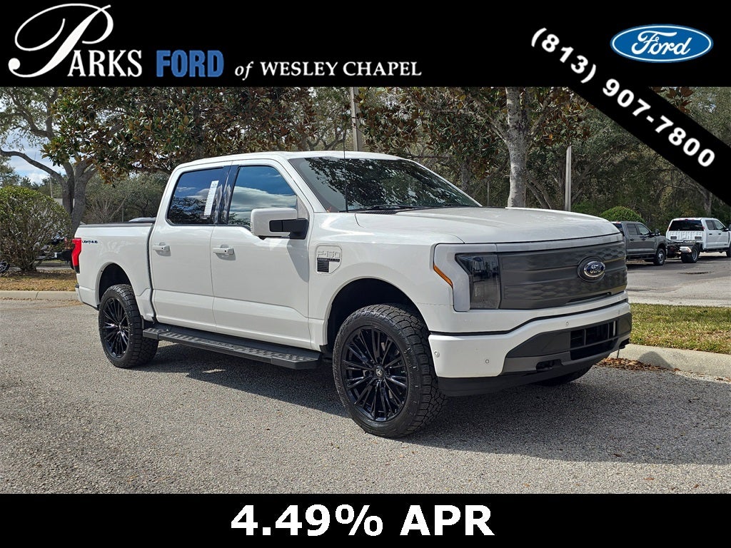 2022 Ford F-150 Lightning Lariat