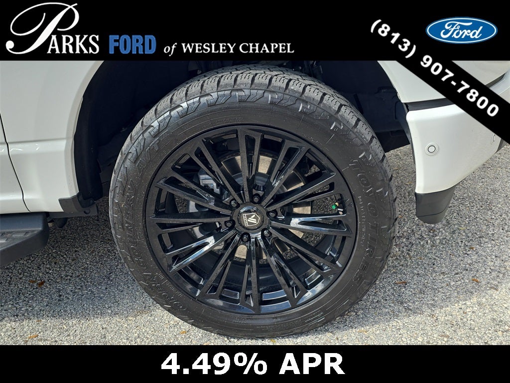 2022 Ford F-150 Lightning Lariat