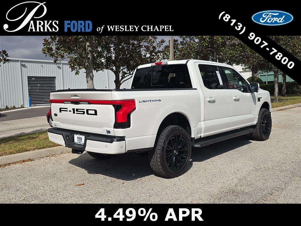 2022 Ford F-150 Lightning Lariat