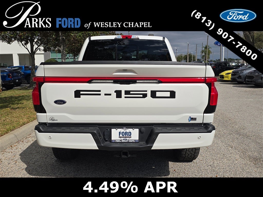 2022 Ford F-150 Lightning Lariat