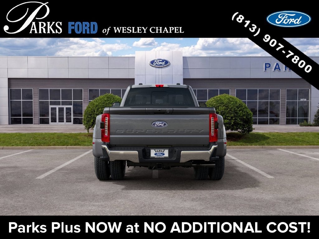 2027 Ford F-350SD Lariat DRW