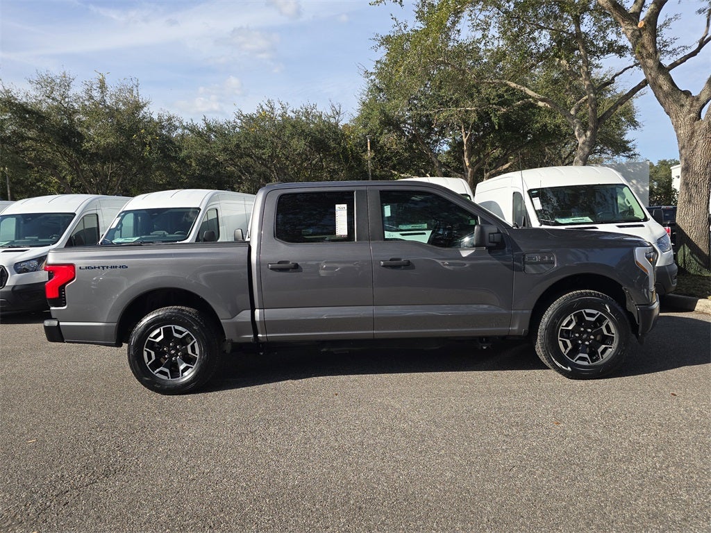 2023 Ford F-150 Lightning Pro