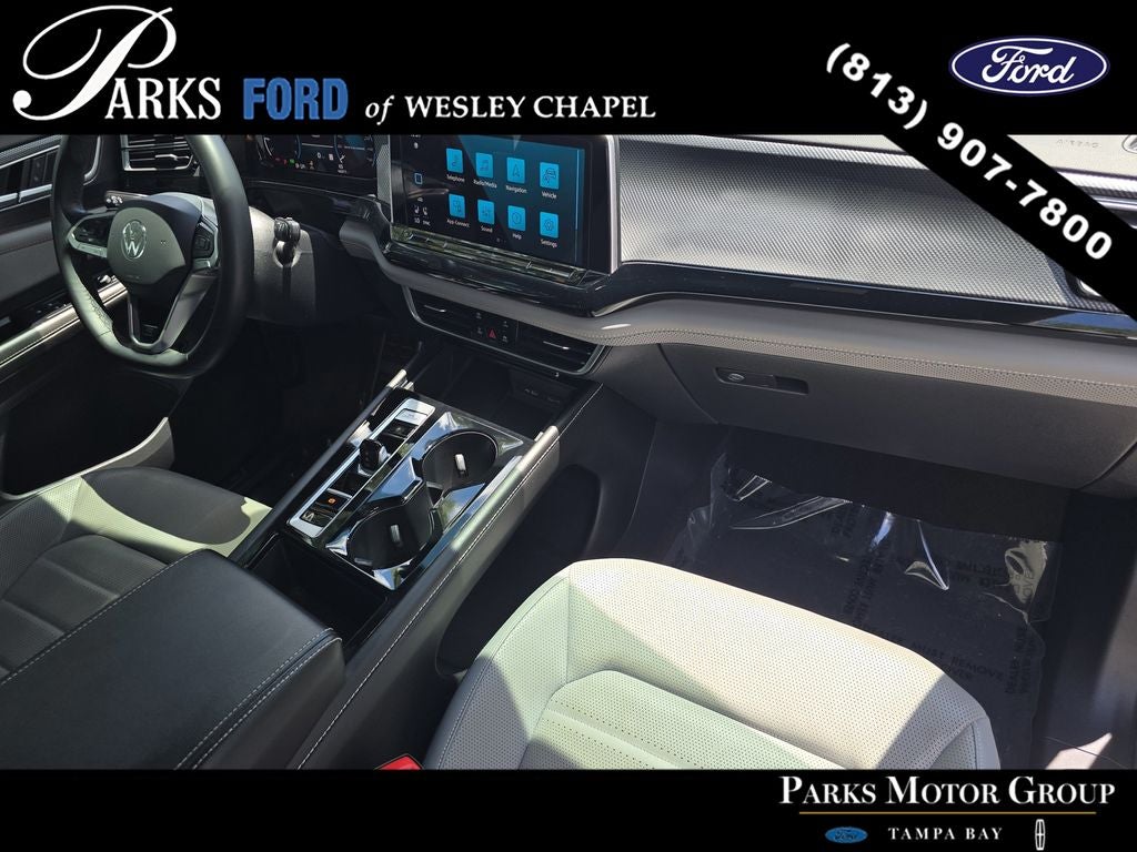 2024 Volkswagen Atlas Cross Sport 2.0T SEL R-Line