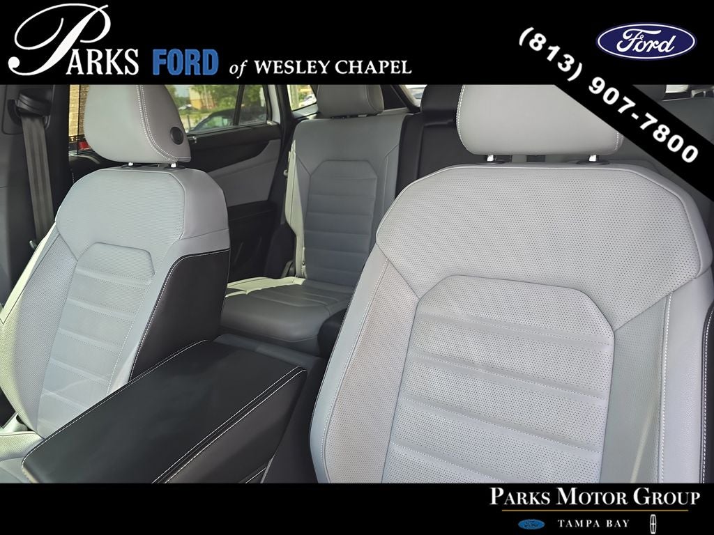 2024 Volkswagen Atlas Cross Sport 2.0T SEL R-Line
