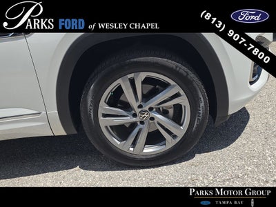 2024 Volkswagen Atlas Cross Sport 2.0T SEL R-Line