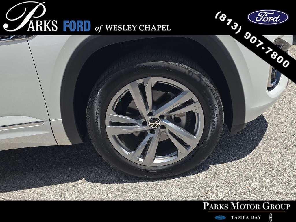 2024 Volkswagen Atlas Cross Sport 2.0T SEL R-Line