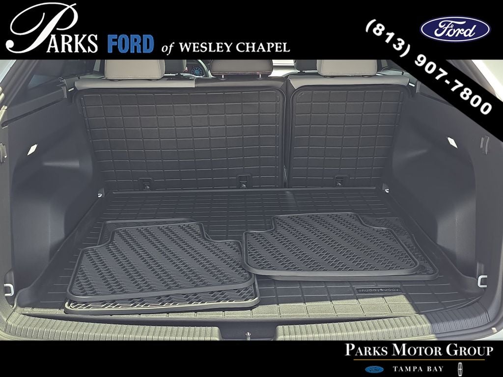 2024 Volkswagen Atlas Cross Sport 2.0T SEL R-Line