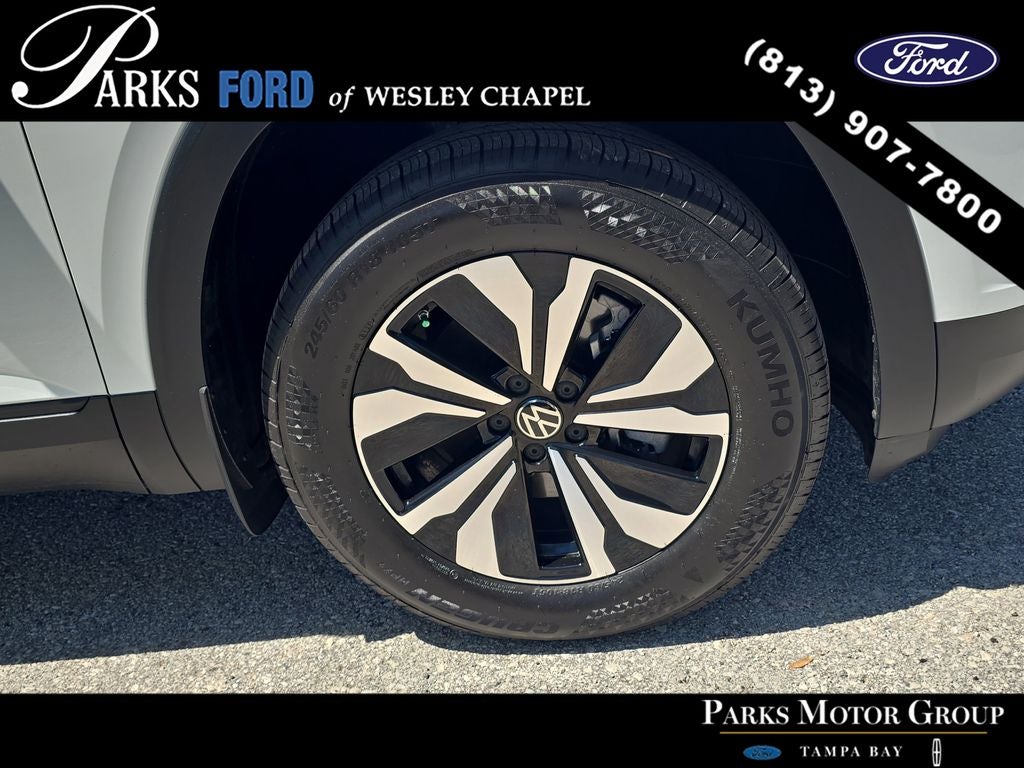 2025 Volkswagen Atlas 2.0T SE
