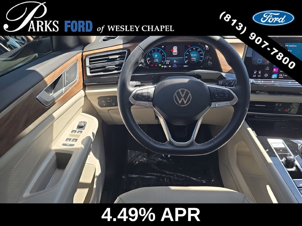 2025 Volkswagen Atlas 2.0T SE w/Technology