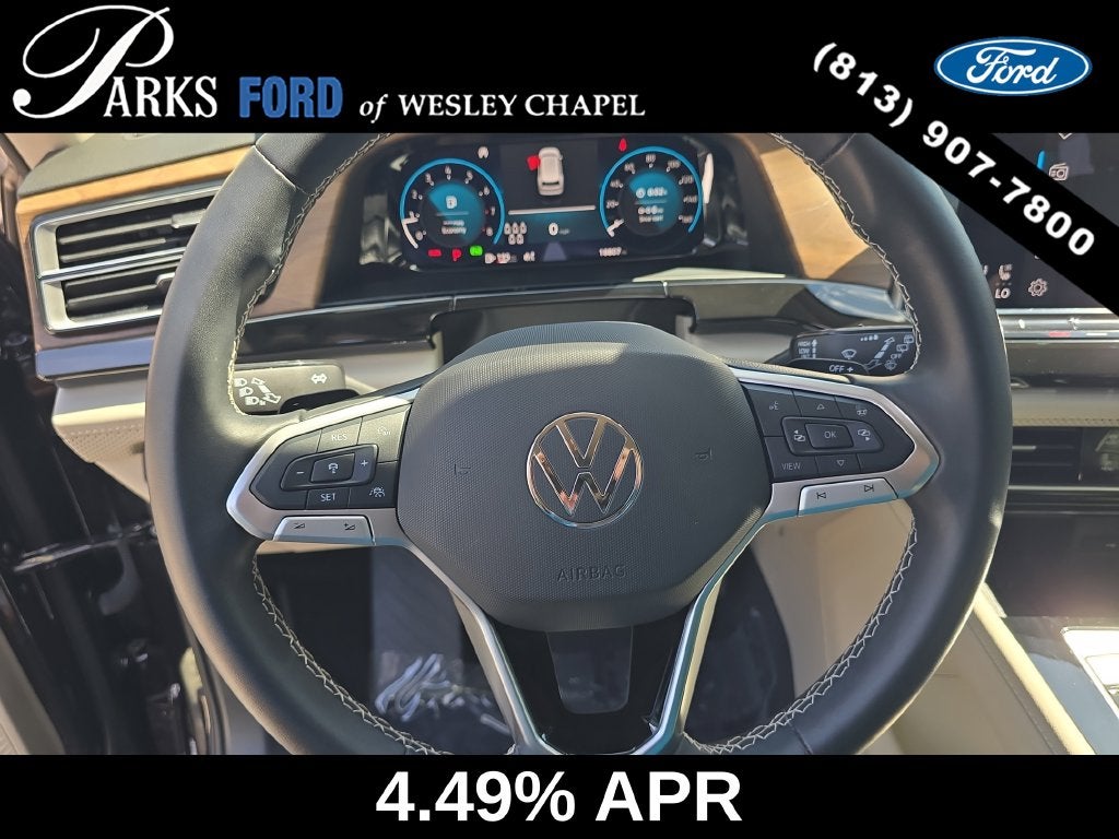 2025 Volkswagen Atlas 2.0T SE w/Technology