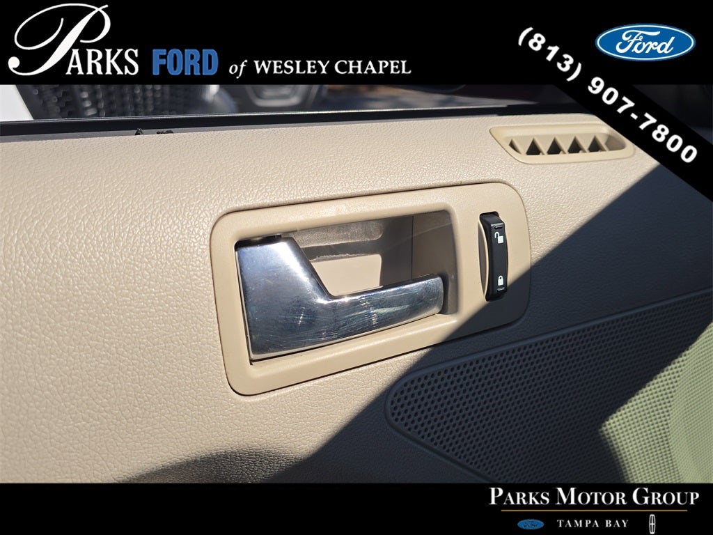 2010 Ford Mustang V6