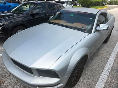 2005 Ford Mustang Base