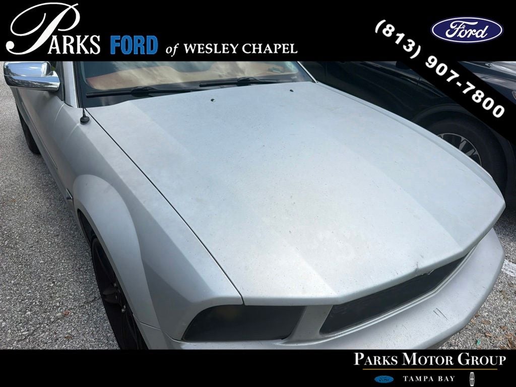 2005 Ford Mustang Base