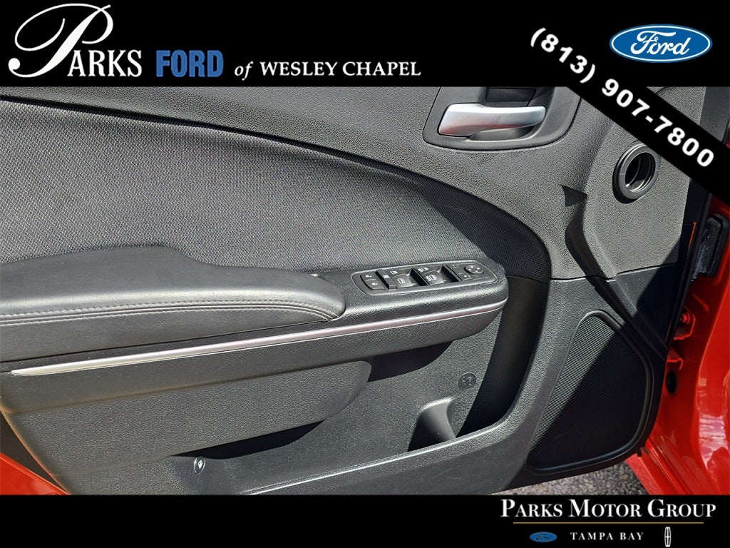 2017 Dodge Charger SE