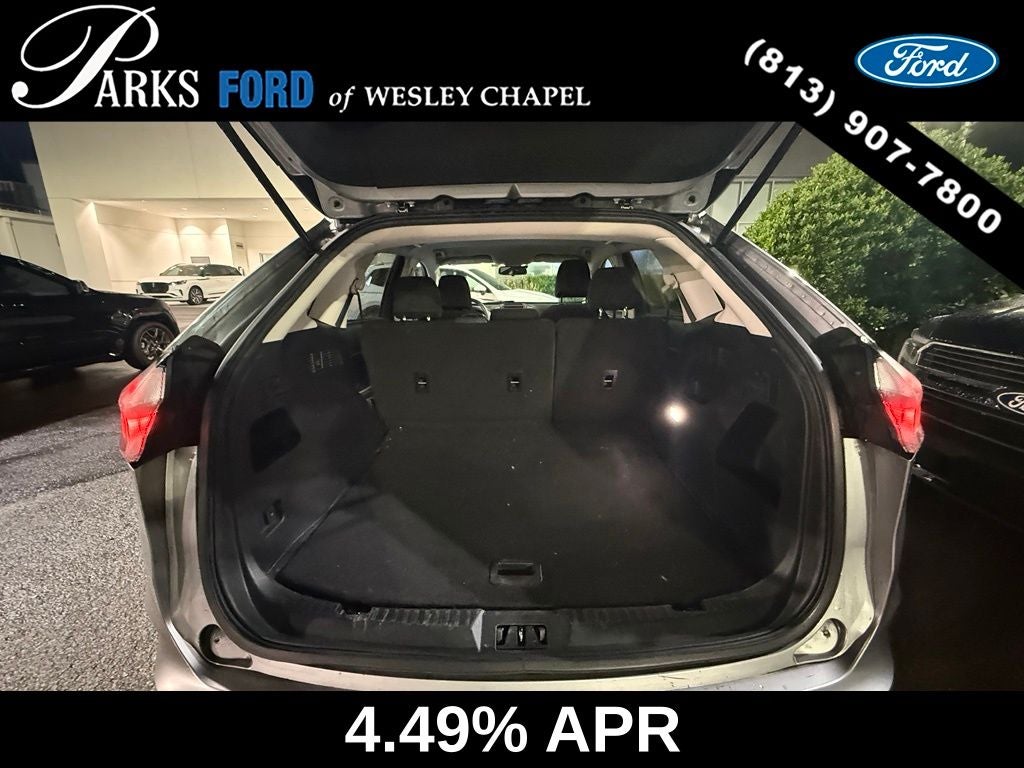 2021 Ford Edge SE