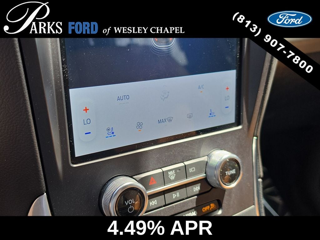 2024 Ford Edge Titanium