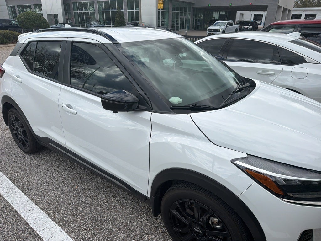 2024 Nissan Kicks SR