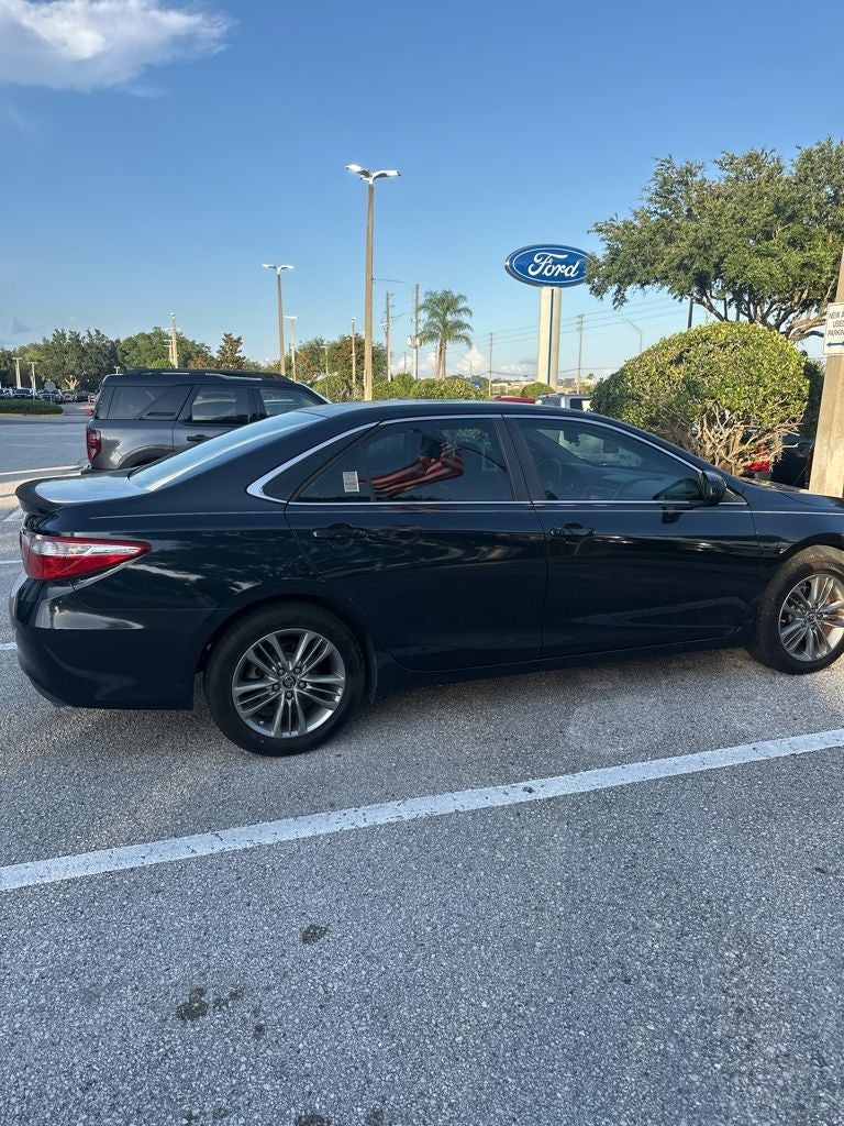 2015 Toyota Camry SE