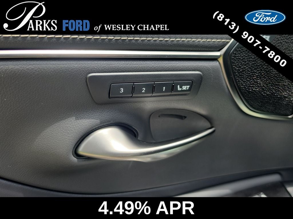 2022 Lexus ES 300h Ultra Luxury
