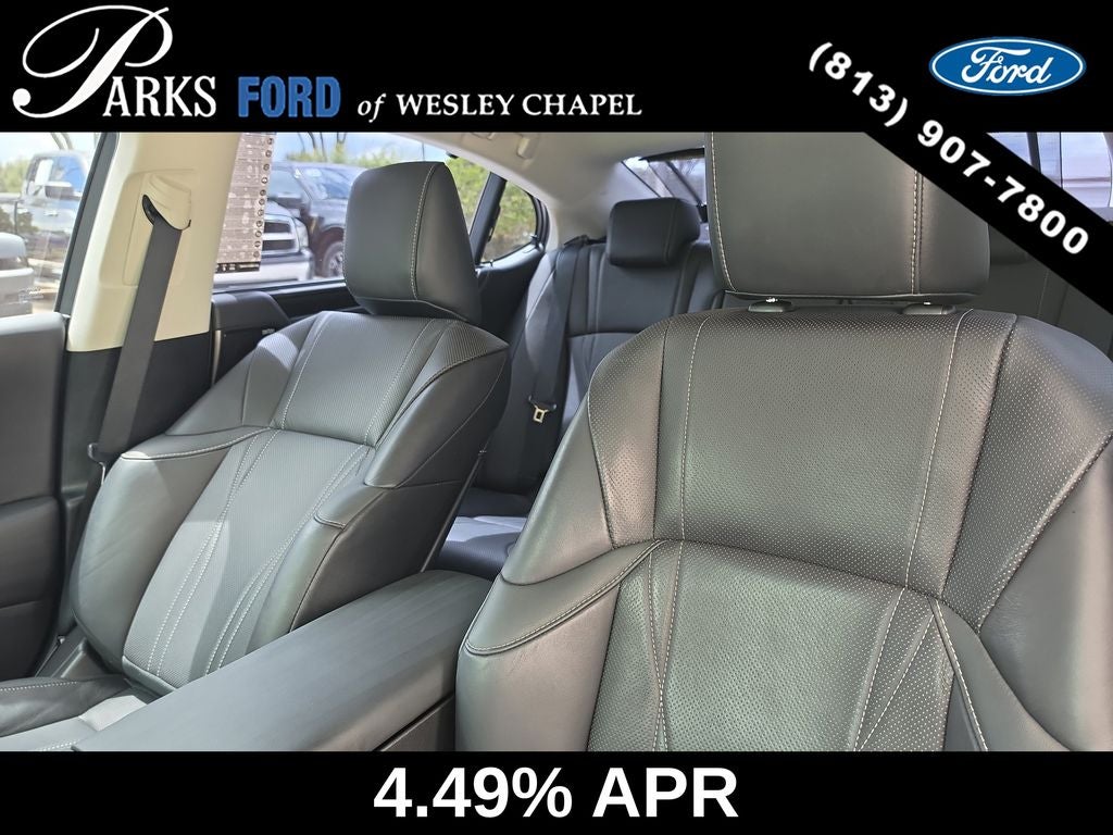 2022 Lexus ES 300h Ultra Luxury