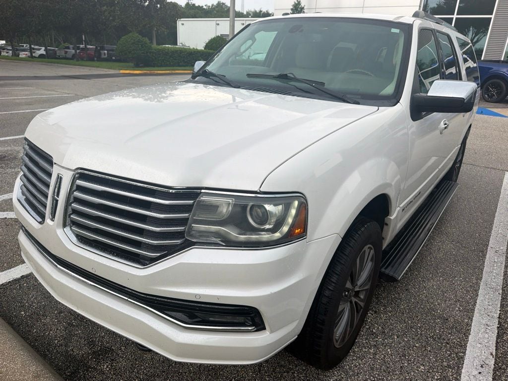 2015 Lincoln Navigator L Base