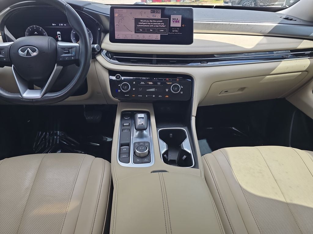 2022 INFINITI QX60 LUXE