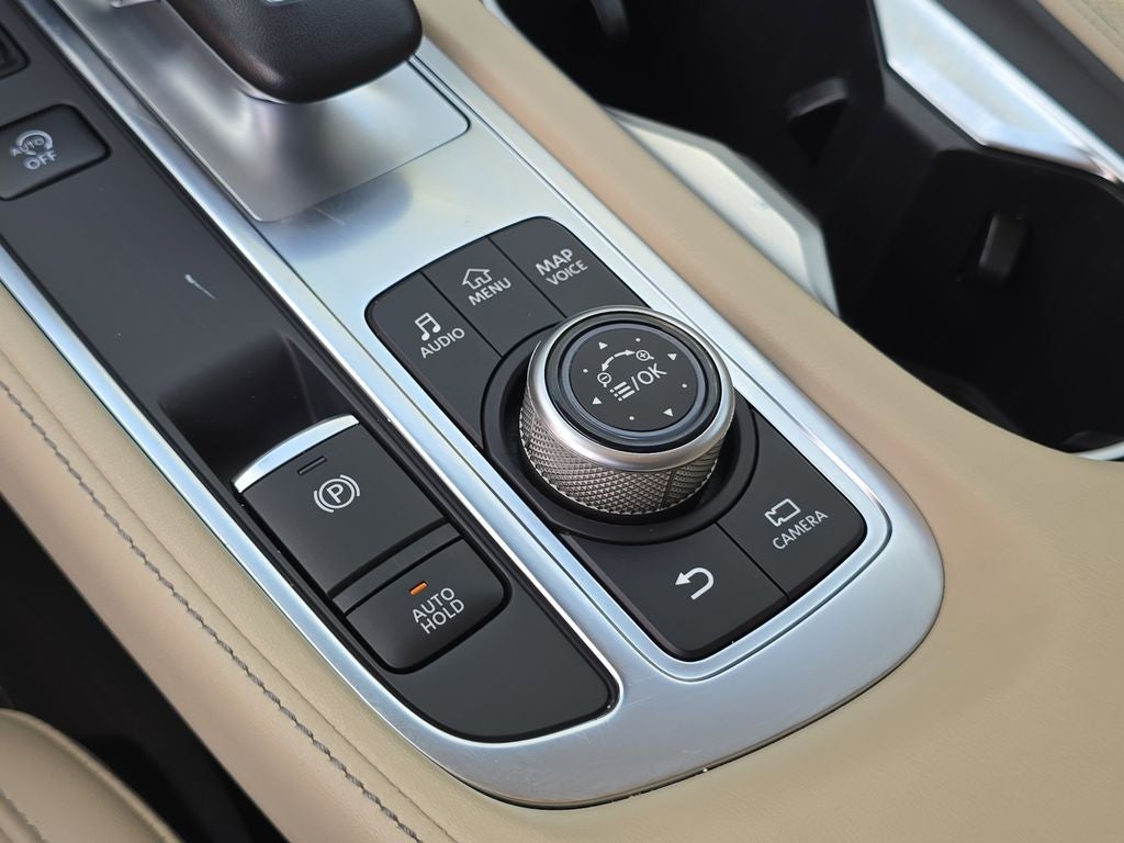 2022 INFINITI QX60 LUXE