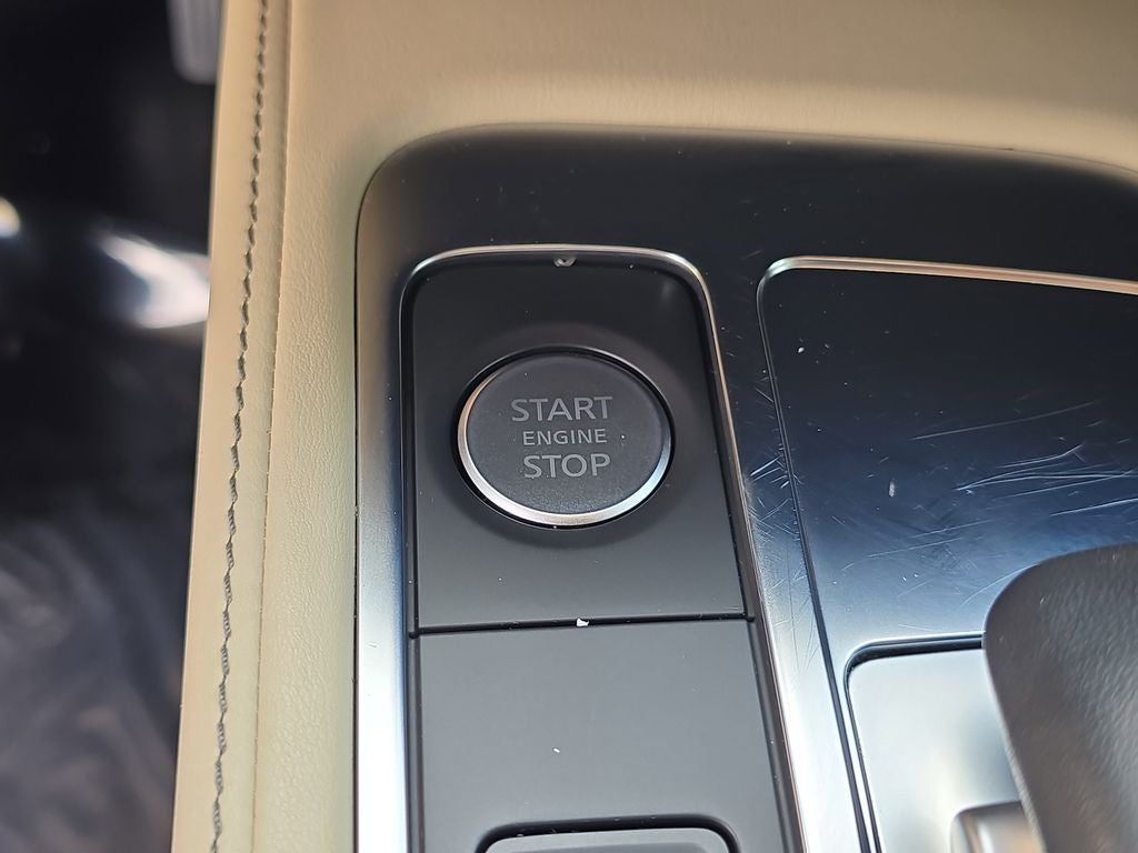 2022 INFINITI QX60 LUXE