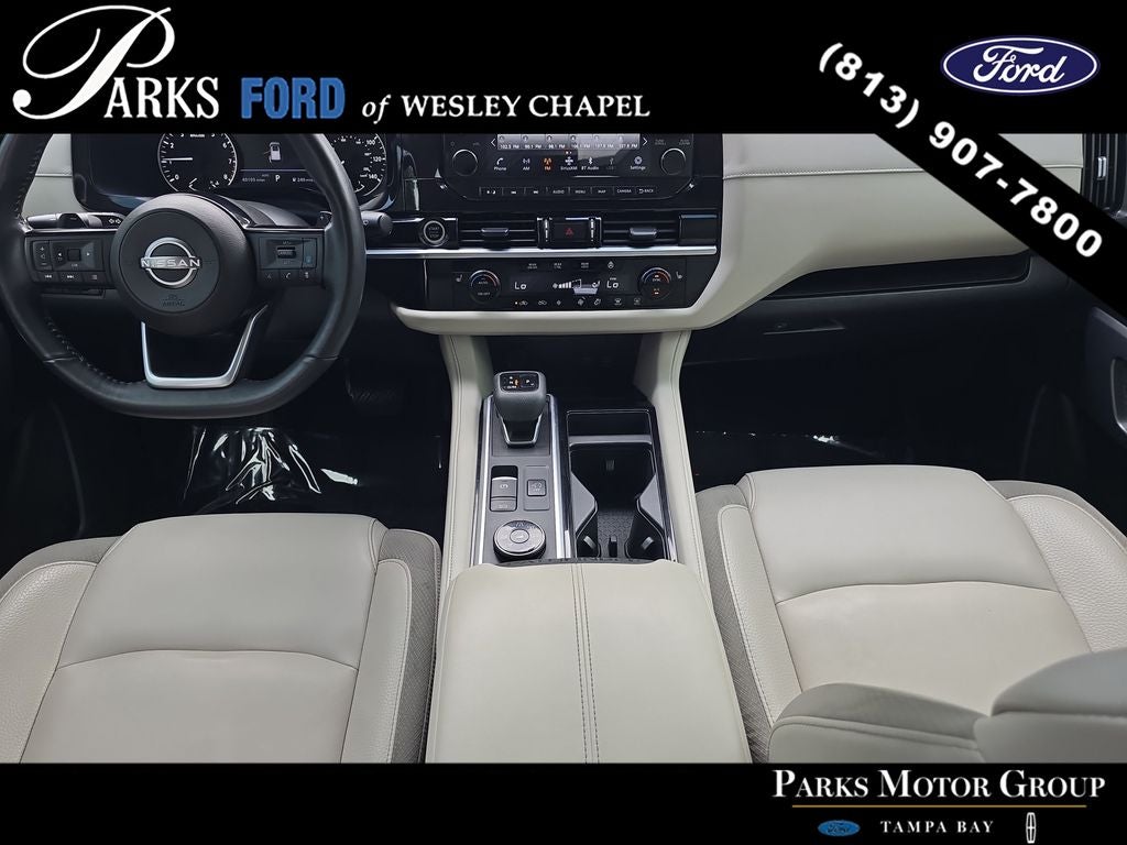 2023 Nissan Pathfinder SL