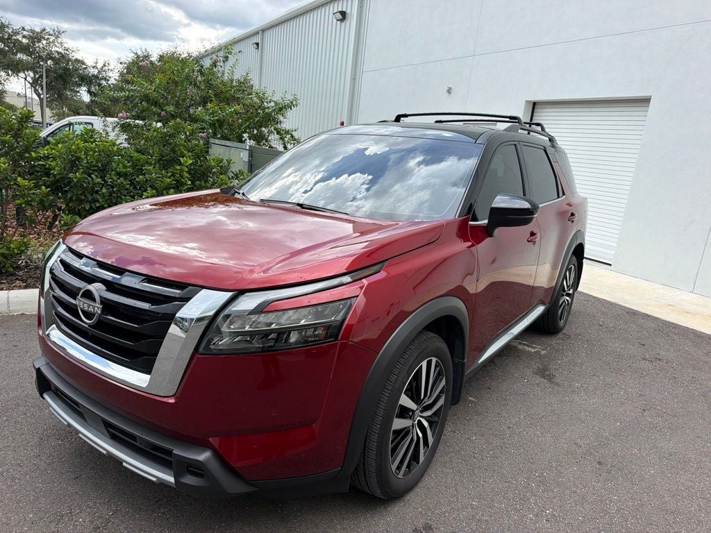 2025 Nissan Pathfinder Platinum