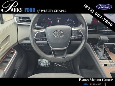2021 Toyota Sienna LE 8 Passenger