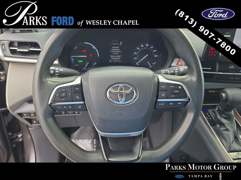 2021 Toyota Sienna LE 8 Passenger