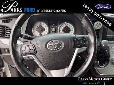 2016 Toyota Sienna SE 8 Passenger
