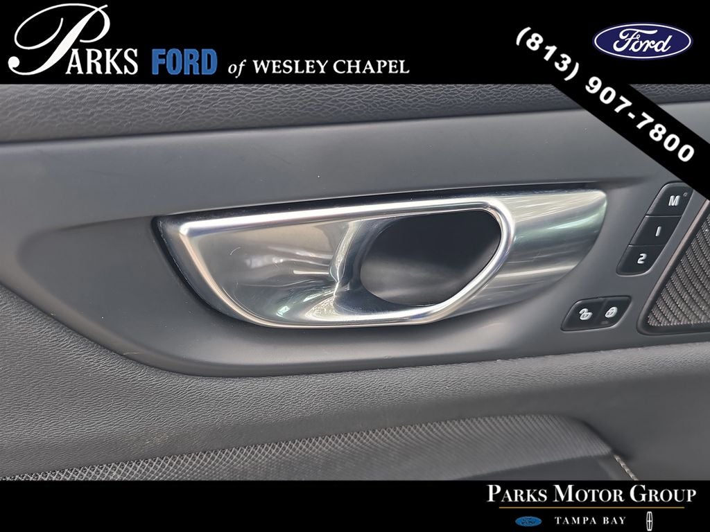 2024 Volvo S60 B5 Plus Black Edition