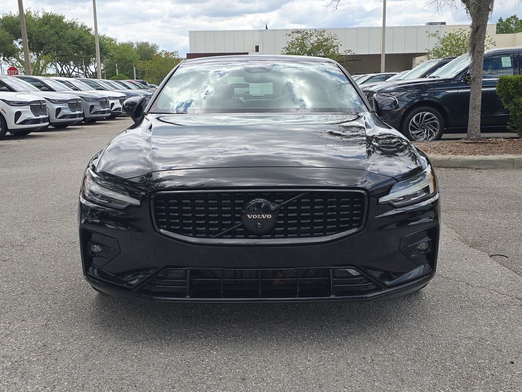 2024 Volvo S60 B5 Plus Black Edition