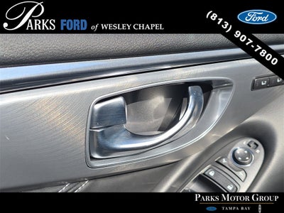 2022 INFINITI Q60 LUXE