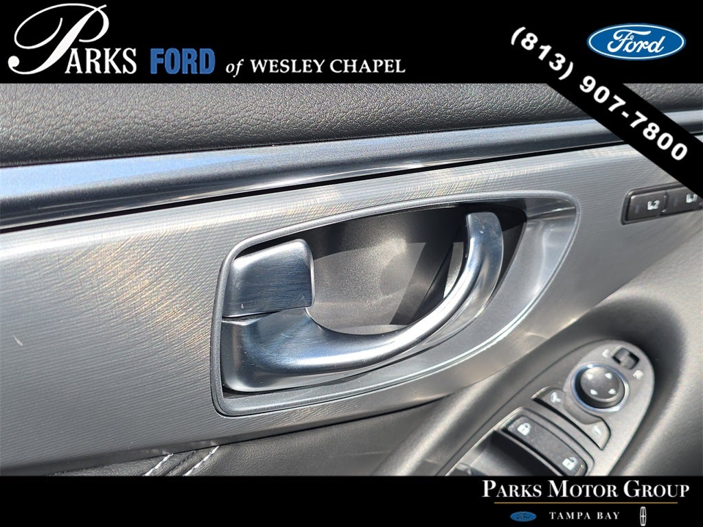 2022 INFINITI Q60 LUXE