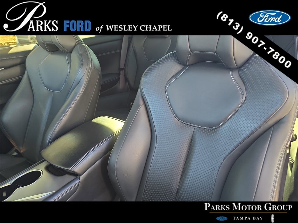 2022 INFINITI Q60 LUXE